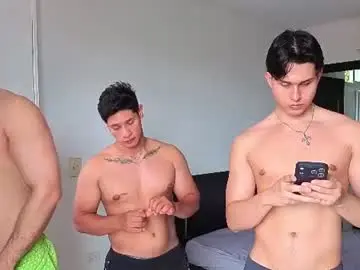 Chaturbate Free Live Porn of teddybear_07
