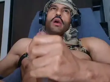 Chaturbate Best live sex cam show of ralfvoss