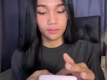 Chaturbate Free Live Porn of roxiethogersen