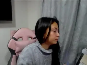 Chaturbate Adult Webcam of holly_rose69