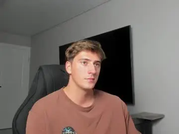 Chaturbate Live Sex Cam of krishort