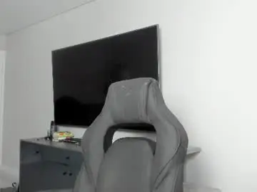 Chaturbate Watch Live Sex Cams of krishort