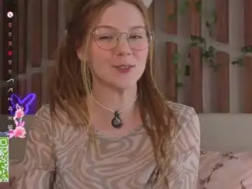 Chaturbate Live Porn of lyra_thenymph