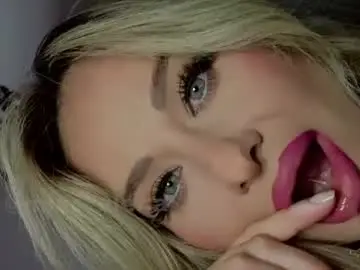 Chaturbate Adult Video Chat of miss_elena