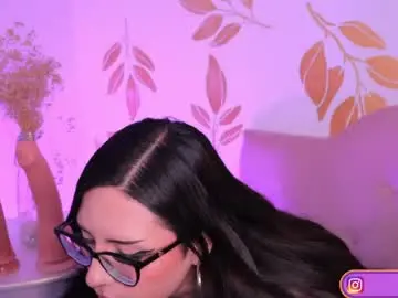 Chaturbate Live Sex Cam of misselektra__