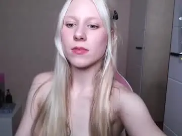 Chaturbate Best live sex cam show of amili_kron