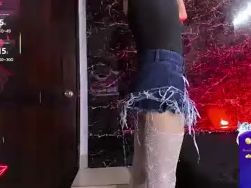 Chaturbate Live Porn of aria_skyee