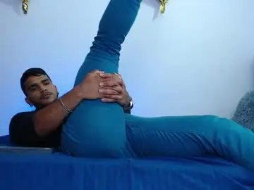 Chaturbate Watch Live Sex Cams of camilo_contre21