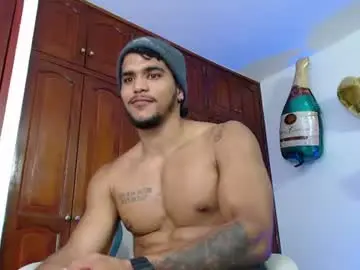 Chaturbate Sex Cam of camilo_contre21