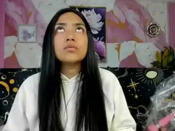 Chaturbate Free Porn Cam of mikymoon1