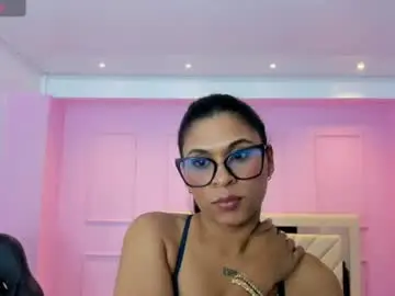 Chaturbate Private Sex Chat of yara_shine1