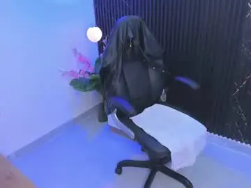 Chaturbate Sex Chat of ela_beli