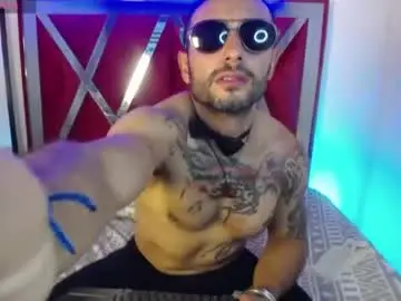 Chaturbate Free Porn Cam of fenixx899