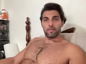 Chaturbate Adult Video Chat of fitcurvyman4fun_69
