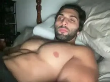 Chaturbate Free Porn Cam of fitcurvyman4fun_69