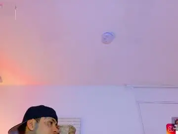 Chaturbate Live Porn of jordansmiith_