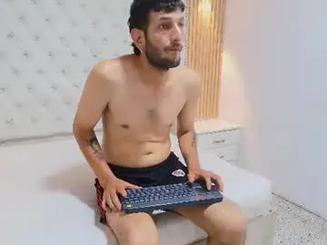 Chaturbate Adult Video Chat of roy_rusell2