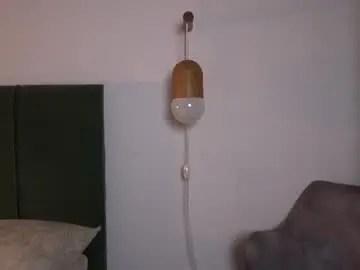 Chaturbate Live Sex Cam of valerieh