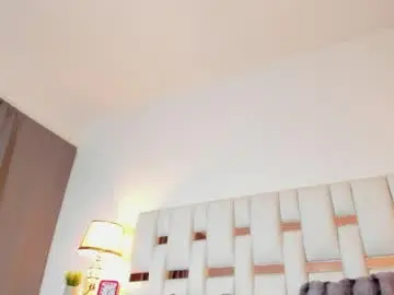 Chaturbate Live Sex Cam of andykings_1