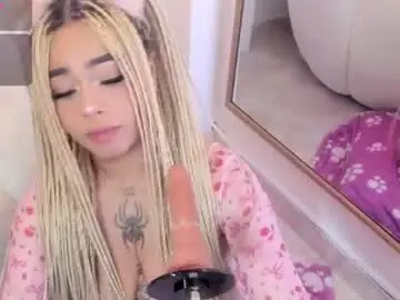 Chaturbate Adult Webcams of conny_curly