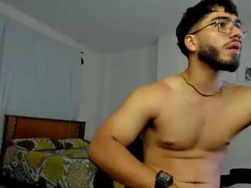 Chaturbate Watch Live Sex Cams of francobanderas1