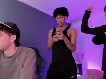 Chaturbate Live Sex of handsomeboys19
