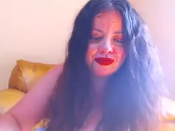 Chaturbate Nude Webcam of luisahornydoll