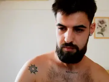 Chaturbate Sex Cam of hairyrobxxx