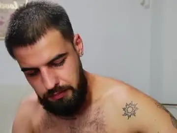 Chaturbate Adult Webcam of hairyrobxxx