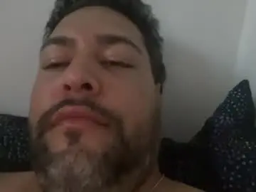 Chaturbate Sex Cam of heynando0214