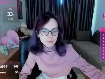 Chaturbate Live Sex Cam of minilysi