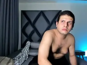 Chaturbate Live Sex Cam of chilli_willix