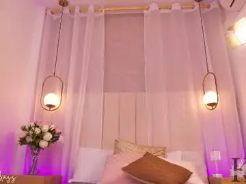 Chaturbate Live Sex Cam of kassia_kim