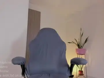 Chaturbate Live Sex Cam of lindajoinx