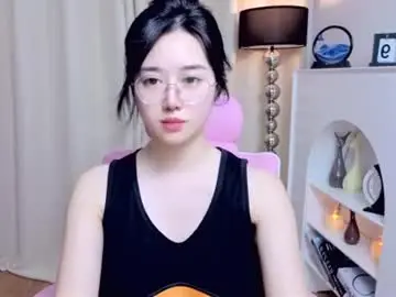 Chaturbate Live Porn of miu99999