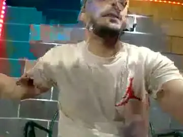 Chaturbate Free Porn Cam of alessandrobooy