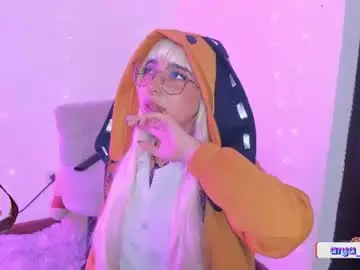 Chaturbate Free Live Porn of arya_line