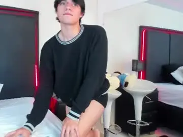 Chaturbate Free Live Porn of coltonryan