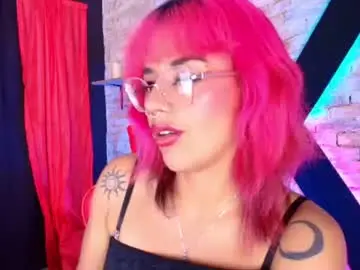 Chaturbate Free Porn Cam of evelyn_halle