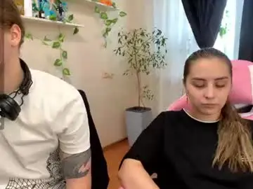Chaturbate Free Porn Cam of kiwiwi_wiwi