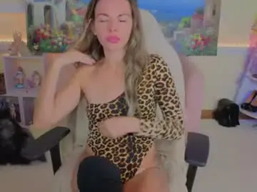 Chaturbate Live Sex Cam of lunarishi