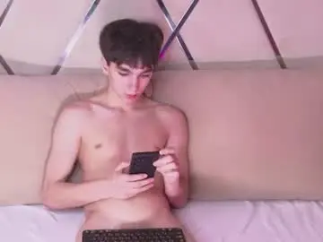 Chaturbate Live Sex Cam of moodcontroller