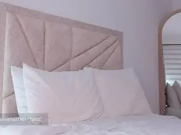Chaturbate Live Sex Cam of by_juliana