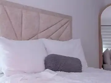 Chaturbate Live Sex Cam of by_juliana