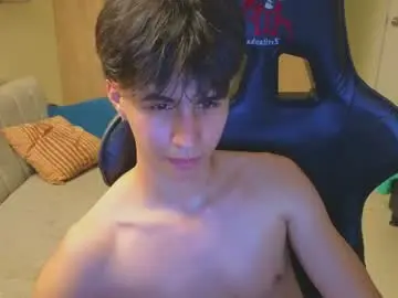 Chaturbate Live Sex Cam of carl_dixon