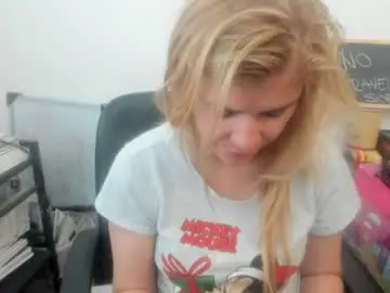 Chaturbate Sex Chat of artsyandcraftsy_