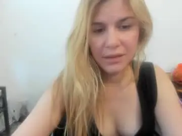 Chaturbate Nude Webcam of artsyandcraftsy_
