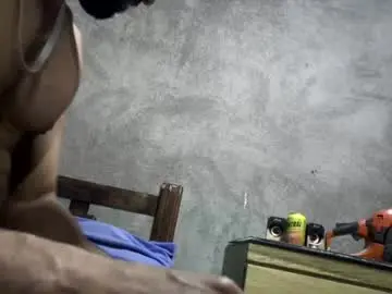 Chaturbate Best live sex cam show of hideonbush051