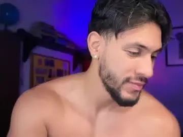 Chaturbate Nude Webcam of larry_jones