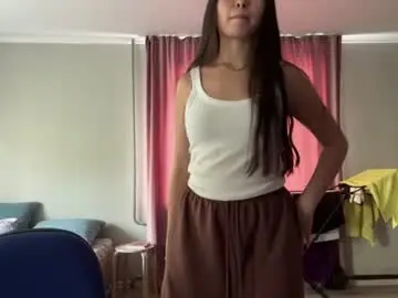 Chaturbate Live Sex Cam of lennaguzzardo